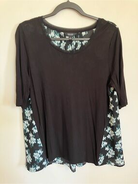Simply Vera Vera Wang Black Short-Sleeve Top with Teal Floral Panels